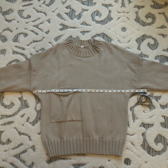 Light Taupe Beige colored sweater - Picture 3 of 3